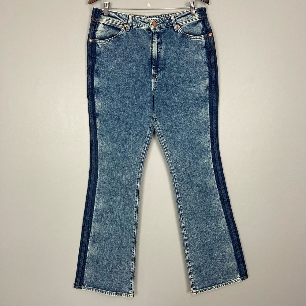 Wrangler Westward High Rise Boot Jeans Women’s Size 31 Acid Wash Retro Western
